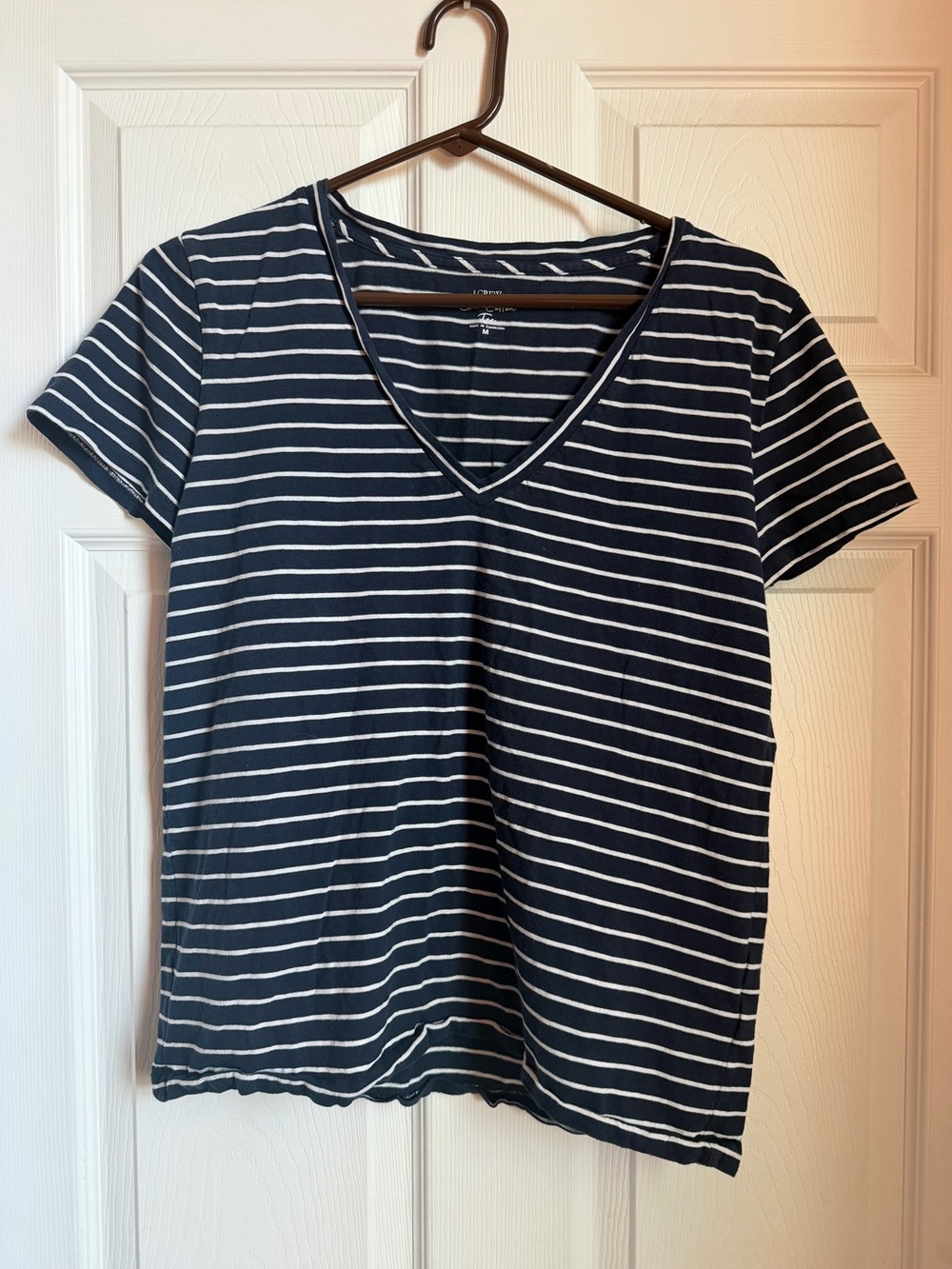 J.Crew Women's Tee - Navy and White